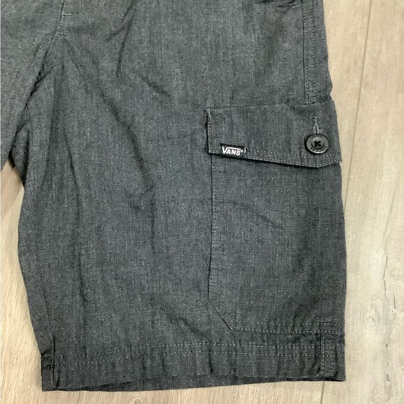 Men's Vans 28 Off the wall Shorts Chino Khakis Charcoal Gray Disc Golf Skater - Picture 5 of 9